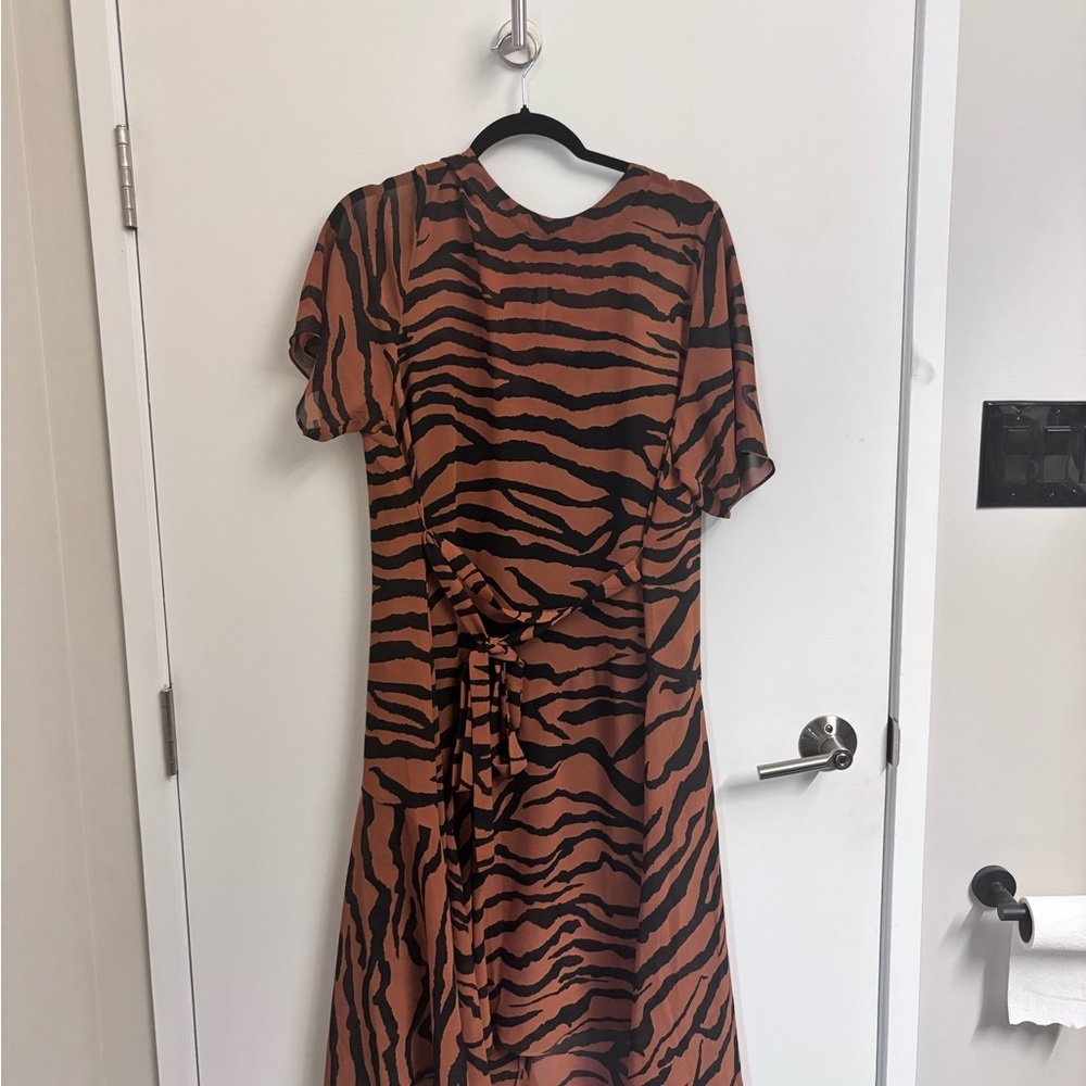 All Saints enki zephra animal print Short Sleeve dress - Picture 8 of 8